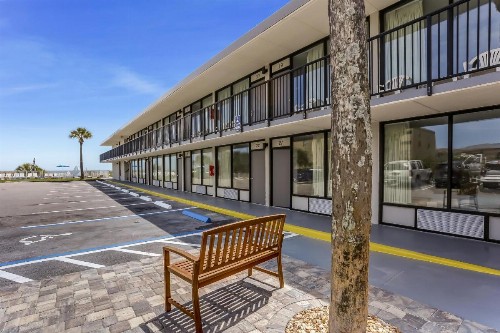 Beachside Motel - Amelia Island - image 8