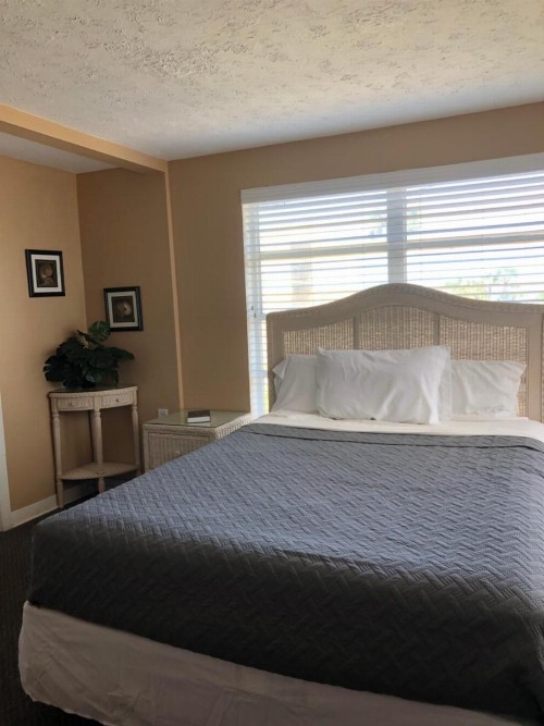 The Surf Beach Motel - image 14