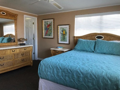The Surf Beach Motel - image 17