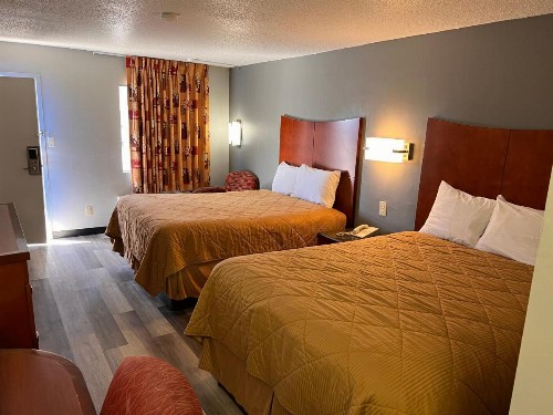 Briarwood Inn - image 4