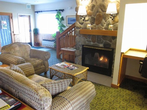 Fidalgo Country Inn - image 20