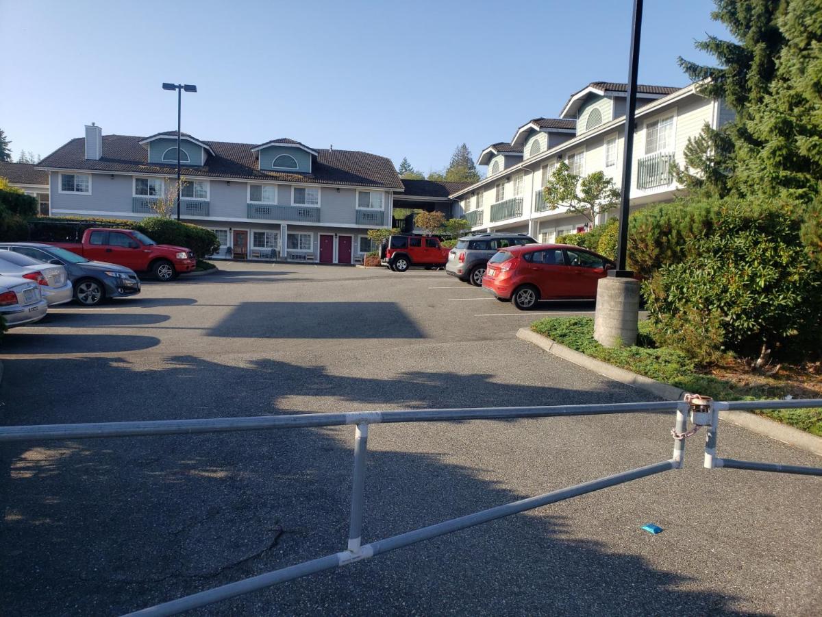 Fidalgo Country Inn - image 7