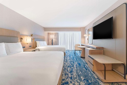 Hilton Anaheim - image 45