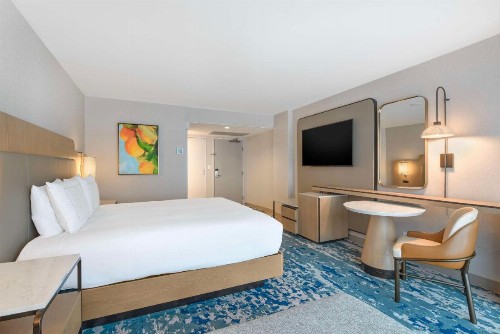 Hilton Anaheim - image 49