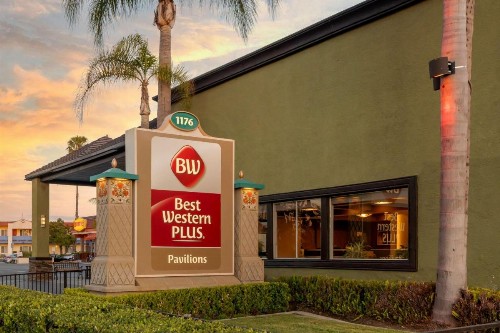 Best Western Plus Pavilions - image 23