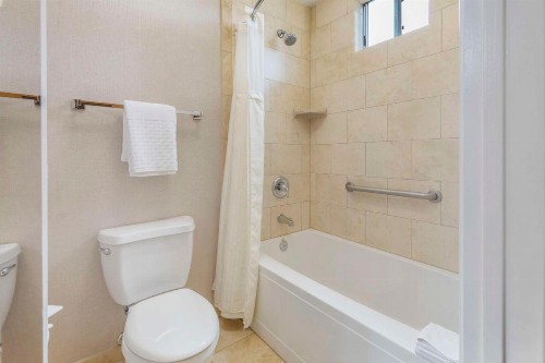 Best Western Plus Stovall's Inn - image 18