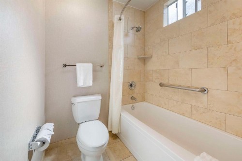 Best Western Plus Stovall's Inn - image 25