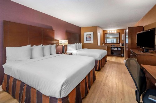 Best Western Plus Stovall's Inn - image 31