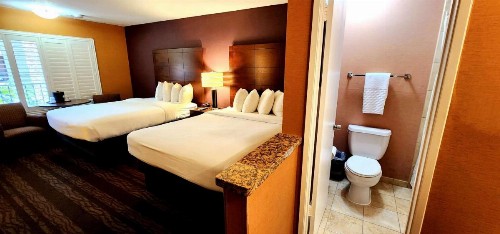 Best Western Plus Stovall's Inn - image 45