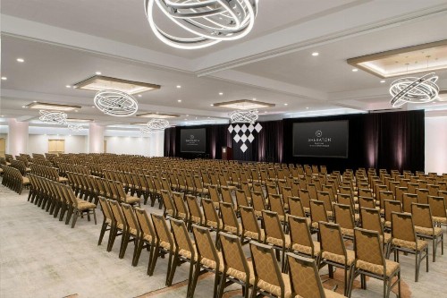 Sheraton Park Hotel at the Anaheim Resort - image 20