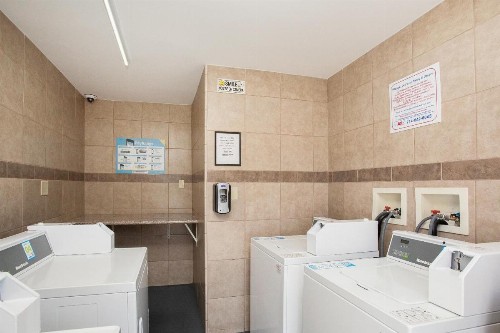 Stanford Inn & Suites Anaheim - image 16
