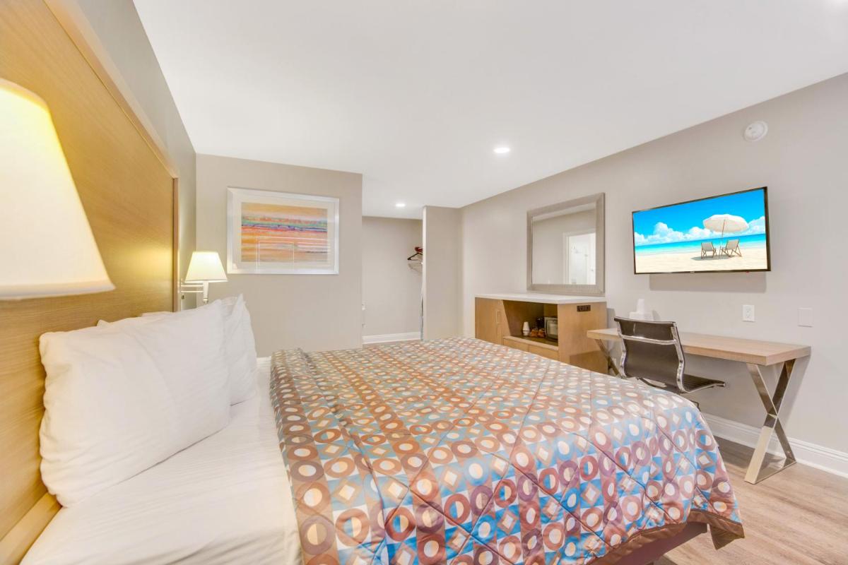 Hotel 414 Anaheim - image 2