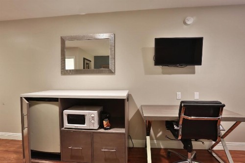 Hotel 414 Anaheim - image 35