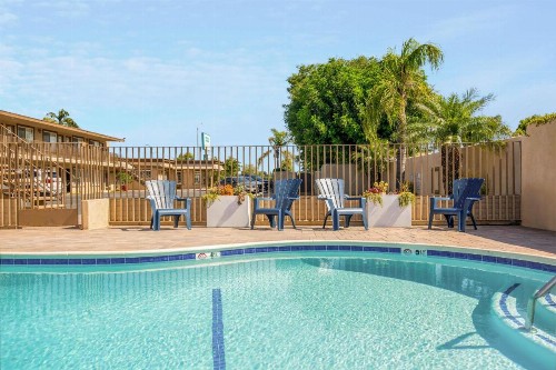 Hotel 414 Anaheim - image 5