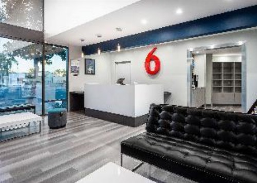Motel 6-Anaheim CA - Convention Center - image 10