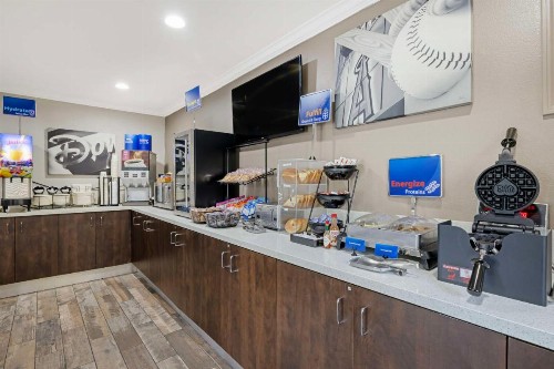 Best Western Courtesy Inn - Anaheim Park Hotel - image 33