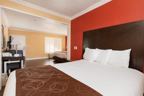Americas Best Value Inn & Suites Anaheim - image 14