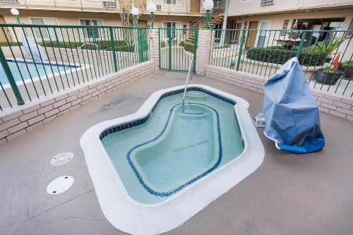 Americas Best Value Inn & Suites Anaheim - image 24