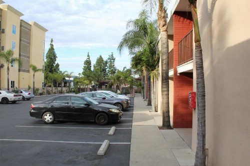 Budget Inn Anaheim near Disneyland Drive - image 16