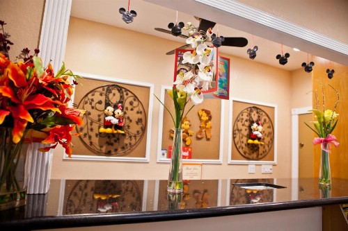 Budget Inn Anaheim near Disneyland Drive - image 7