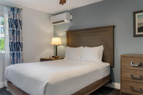 Club Wyndham Dolphin's Cove - image 18