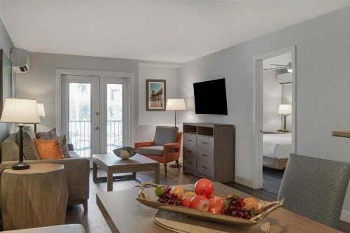 Club Wyndham Dolphin's Cove - image 20