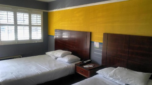 Riviera Motel - image 17