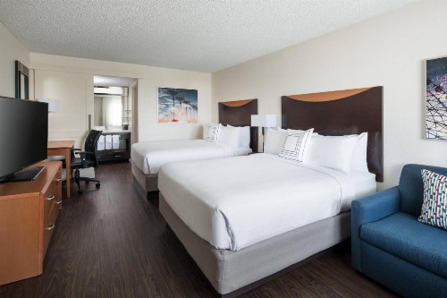 Fairfield by Marriott Anaheim Resort - image 27