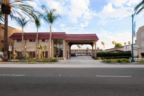Anaheim Discovery Inn and Suites - image 34