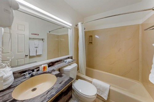 Anaheim Discovery Inn and Suites - image 7