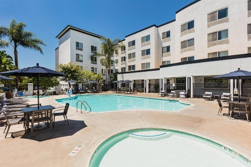 Courtyard by Marriott Anaheim Resort/Convention Center - image 19