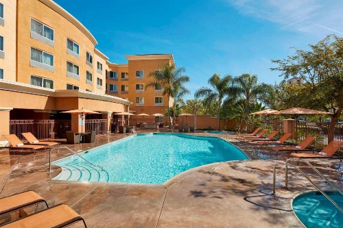 Courtyard by Marriott Anaheim Resort/Convention Center - image 30