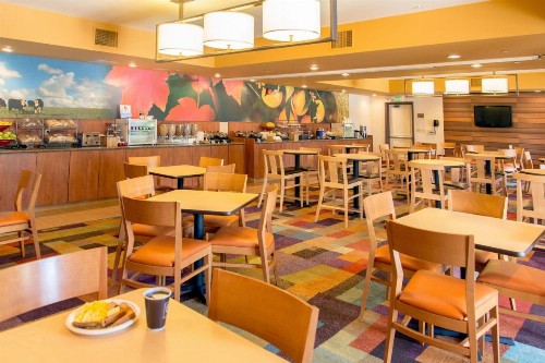 Fairfield Inn Anaheim Hills Orange County - image 8
