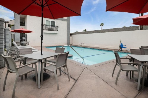 Ramada by Wyndham Anaheim Maingate North - image 27