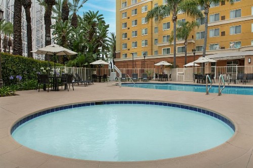 Residence Inn by Marriott Anaheim Resort Area/Garden Grove - image 2