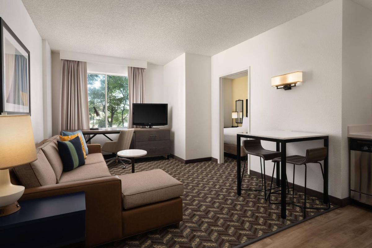 Residence Inn by Marriott Anaheim Resort Area/Garden Grove - image 7