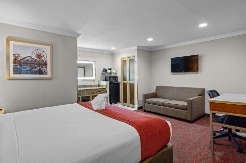 Del Sol Inn Anaheim - image 21