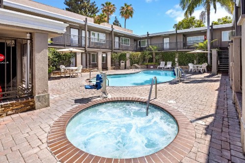 Del Sol Inn Anaheim - image 7