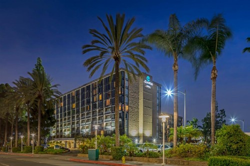Clarion Hotel Anaheim Resort - image 14
