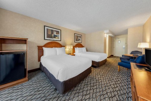 Clarion Hotel Anaheim Resort - image 24