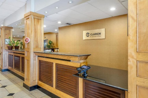 Clarion Hotel Anaheim Resort - image 27
