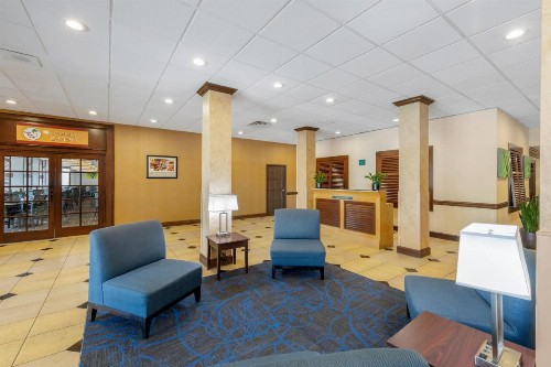 Clarion Hotel Anaheim Resort - image 39