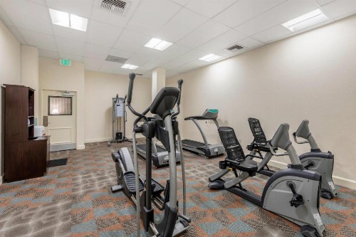 Clarion Hotel Anaheim Resort - image 47