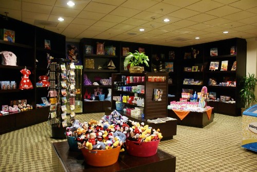 Anaheim Majestic Garden Hotel - image 36