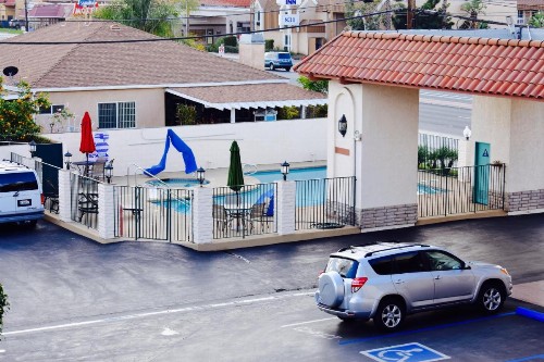 Days Inn by Wyndham Anaheim Near the Park - image 13