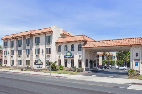 Days Inn by Wyndham Anaheim Near the Park - image 14