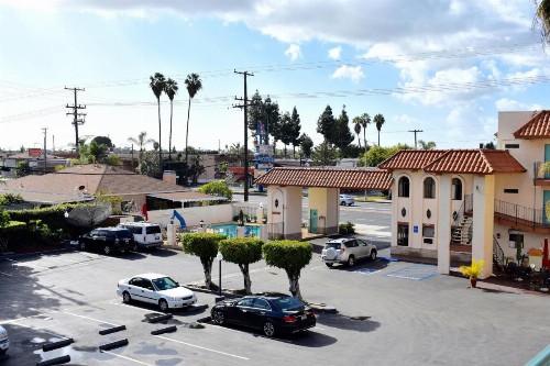 Days Inn by Wyndham Anaheim Near the Park - image 28