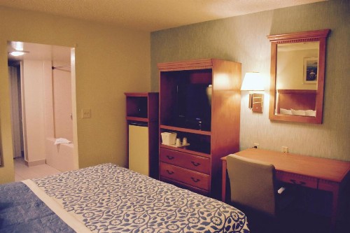 Days Inn by Wyndham Anaheim Near the Park - image 44