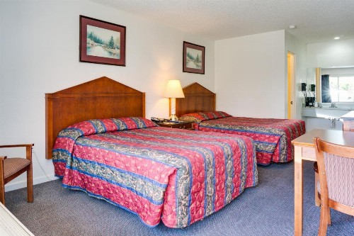 Motel Moonlight - image 12