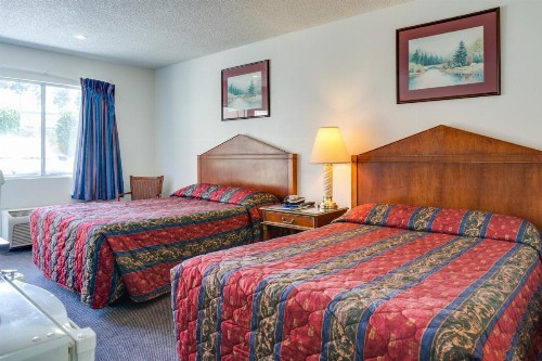 Motel Moonlight - image 25